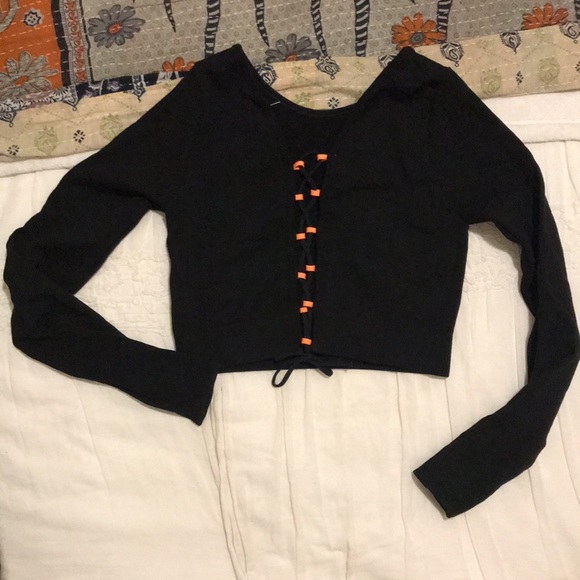 Fabletics Crop Top - Picture 2 of 3